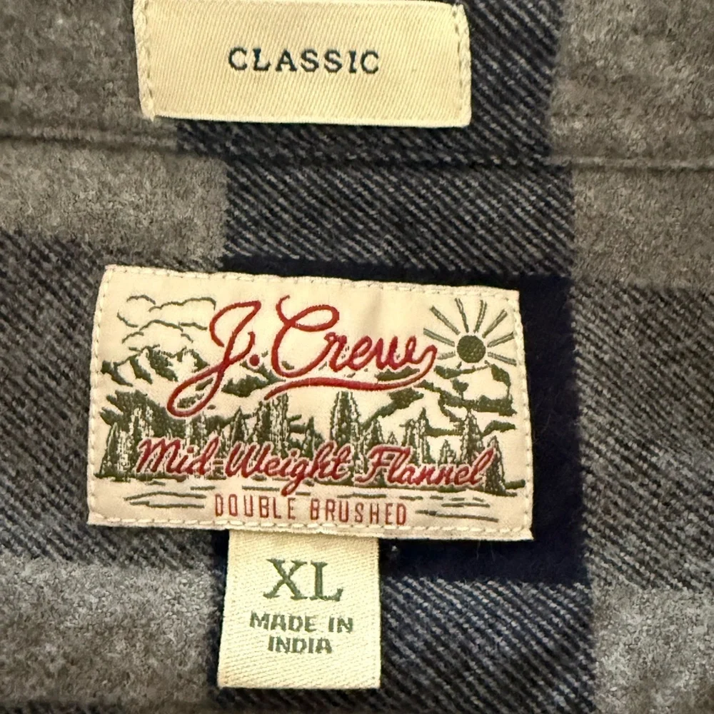 JCREW Men’s Midweight Flannel Workshirt in Navy/Gray Size XL